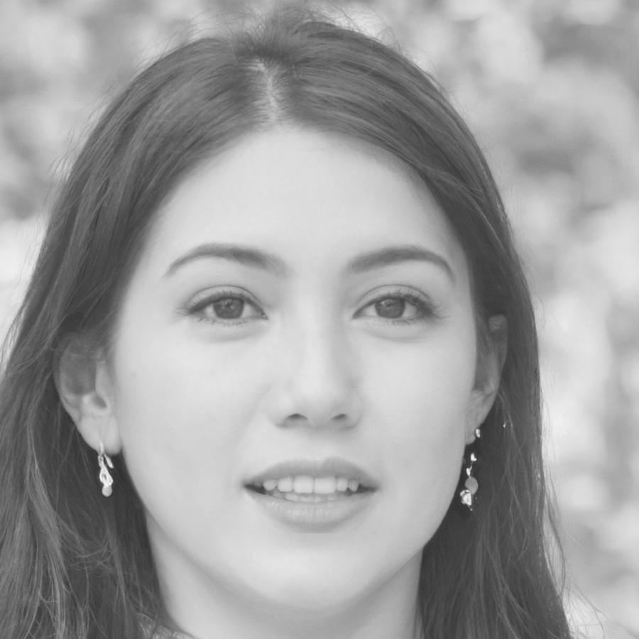 Елена Карастис